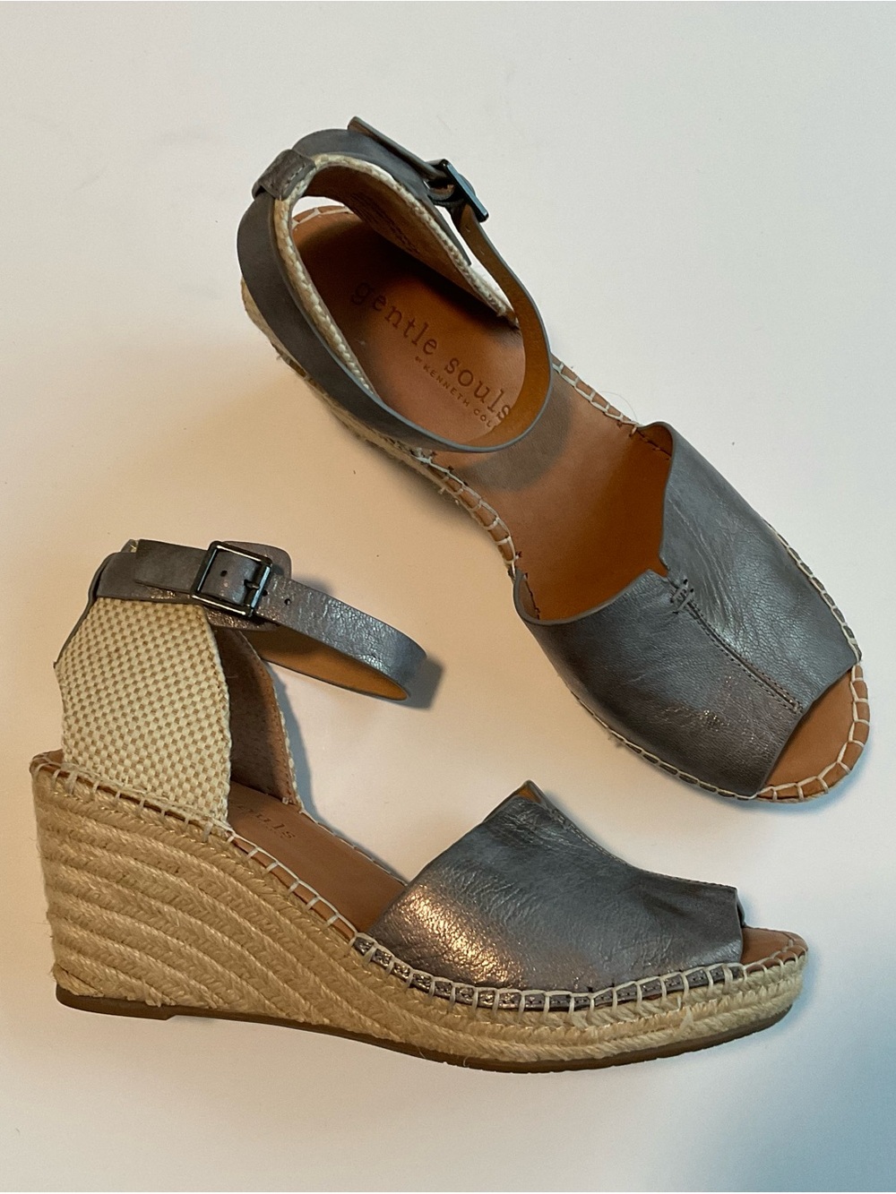 GENTLE SOULS Charli Wedge Sandals Size 10 NEW